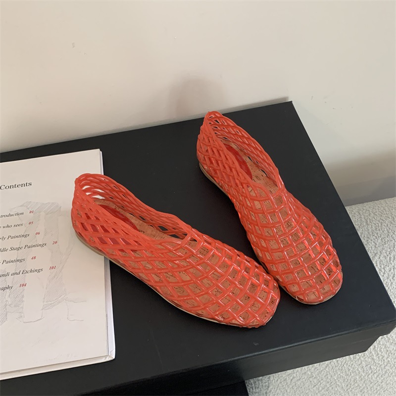 Jelly Sandal Women - صنادل مسطحة جديدة للسيدات لعام 2025