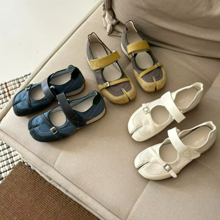 Women Shoes For Walking - أحذية ماري جين نسائية بمقدمة مقسمة،