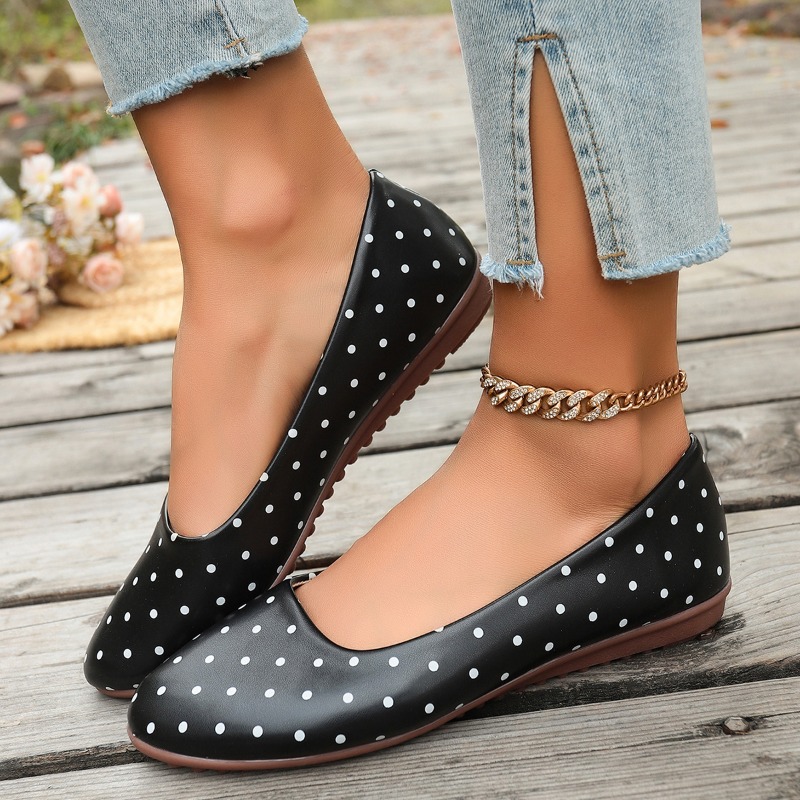 أحذية نسائية مسطحة بيضاء منقطة - مراجعة Women Shoes For Walking وسعره