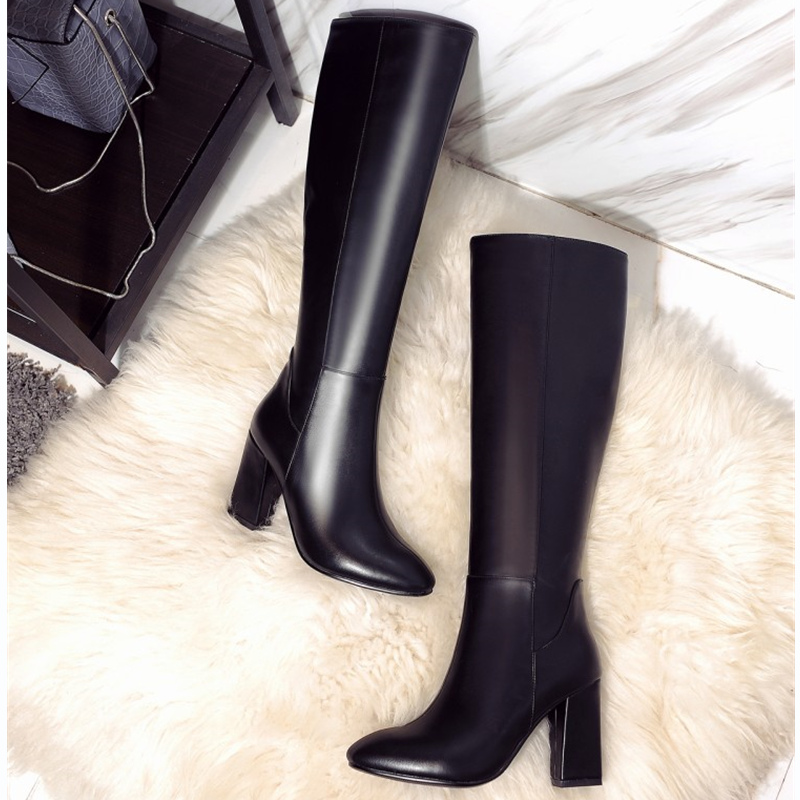 موضة الشتاء الأحمر المرأة حذاء - مراجعة Zip Up Boots Short وسعره