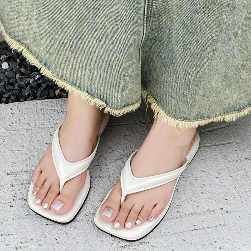 صنادل نسائية صيفية ذات مقدمة م - مراجعة Jelly Sandal Women وسعره