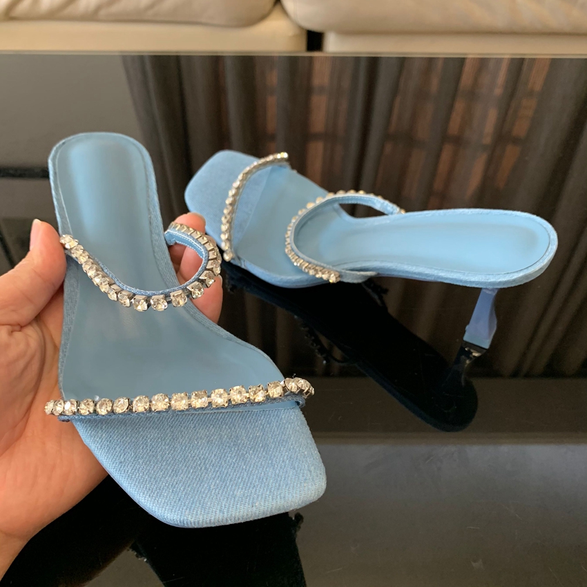 صنادل كعب من الدنيم بحجر الراي - مراجعة Women Shoes Jeans وسعره