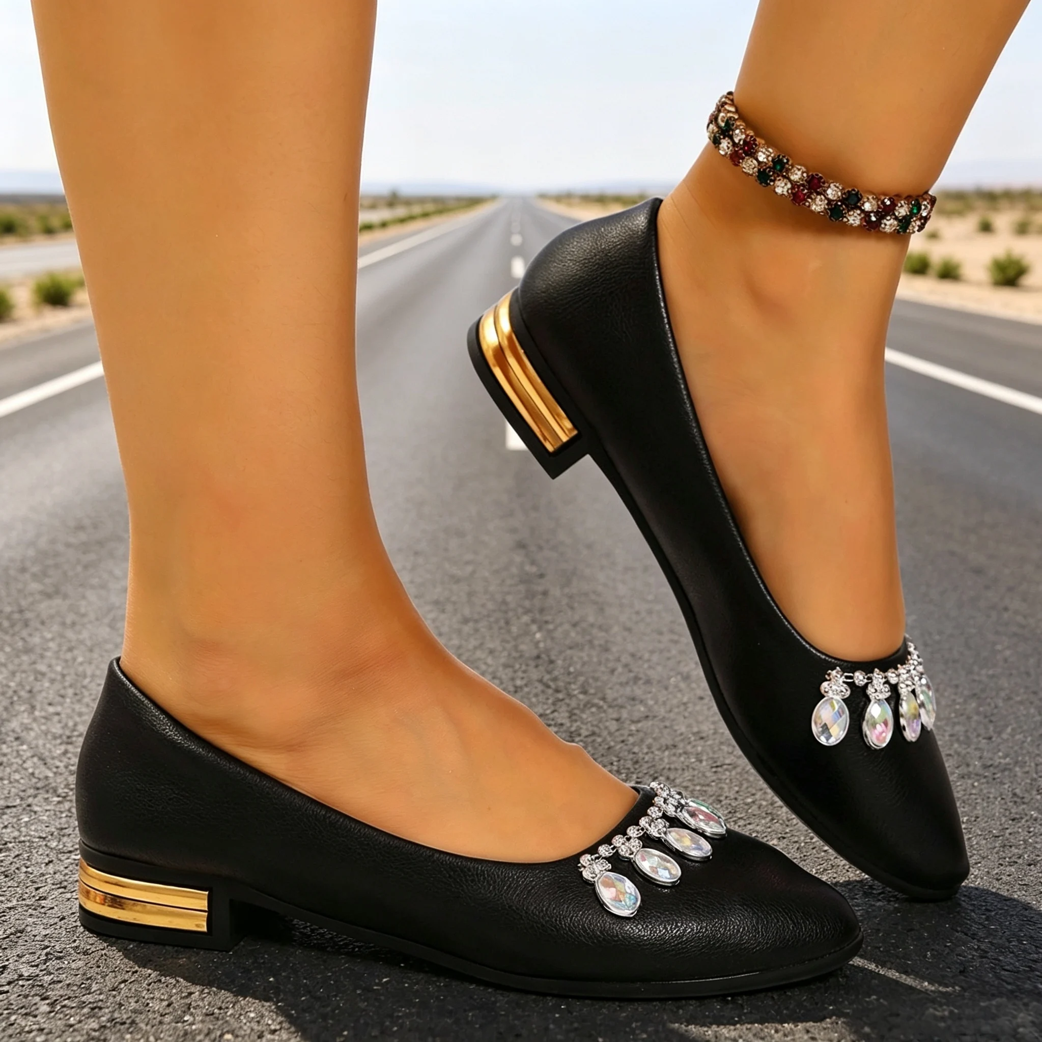 أحذية نسائية مسطحة ذات مقدمة م - مراجعة Women'S Shoes Com وسعره