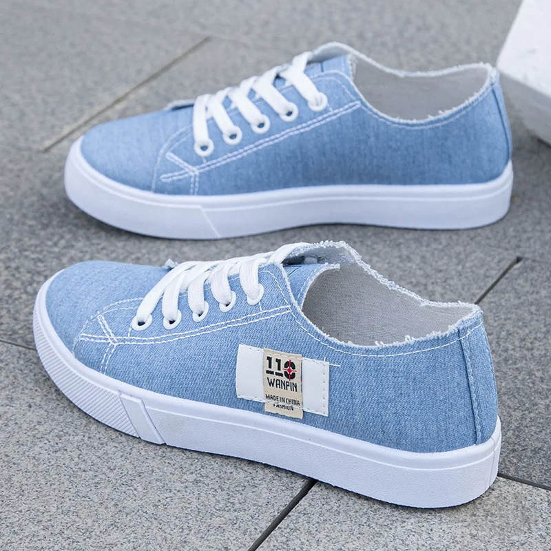 أحذية رياضية نسائية من القماش  - مراجعة Women'S Shoes Com وسعره