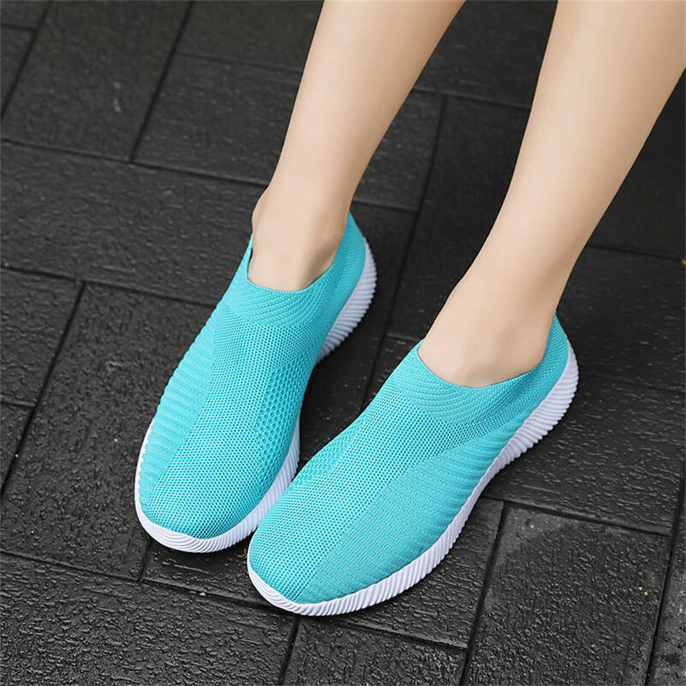 أحذية نسائية صيفية لزيادة الطو - مراجعة Women'S Shoes Hands Free وسعره