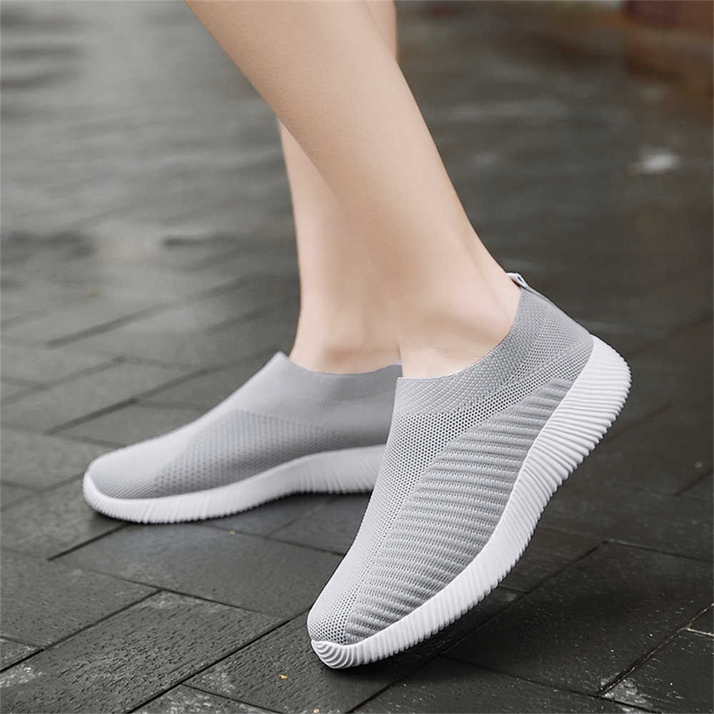 أحذية نسائية صيفية لزيادة الطو - مراجعة Women'S Shoes Hands Free وسعره