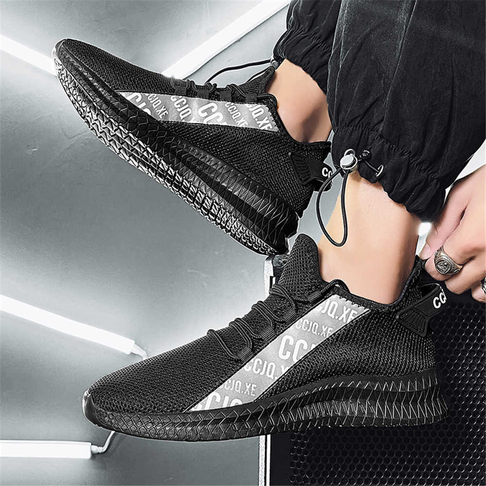 40-46 حجم 46 أحذية رياضية رجال - مراجعة Wide Fit Heels وسعره
